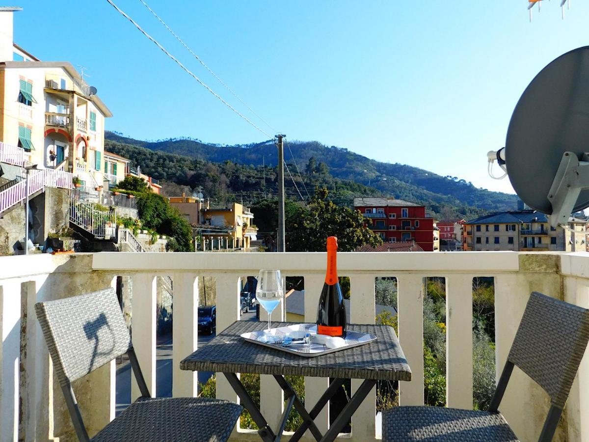 Vacanze In Villa, Леванто Екстериор снимка