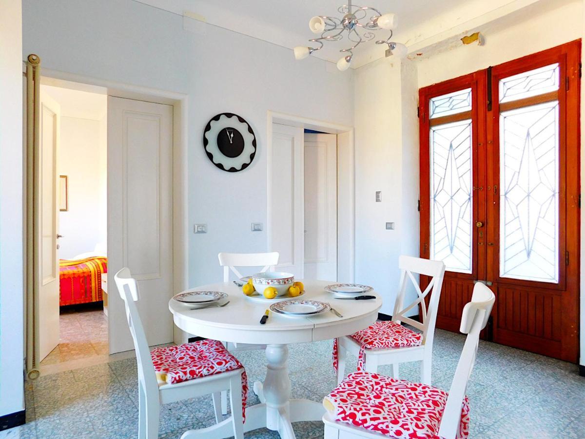 Vacanze In Villa, Леванто Екстериор снимка